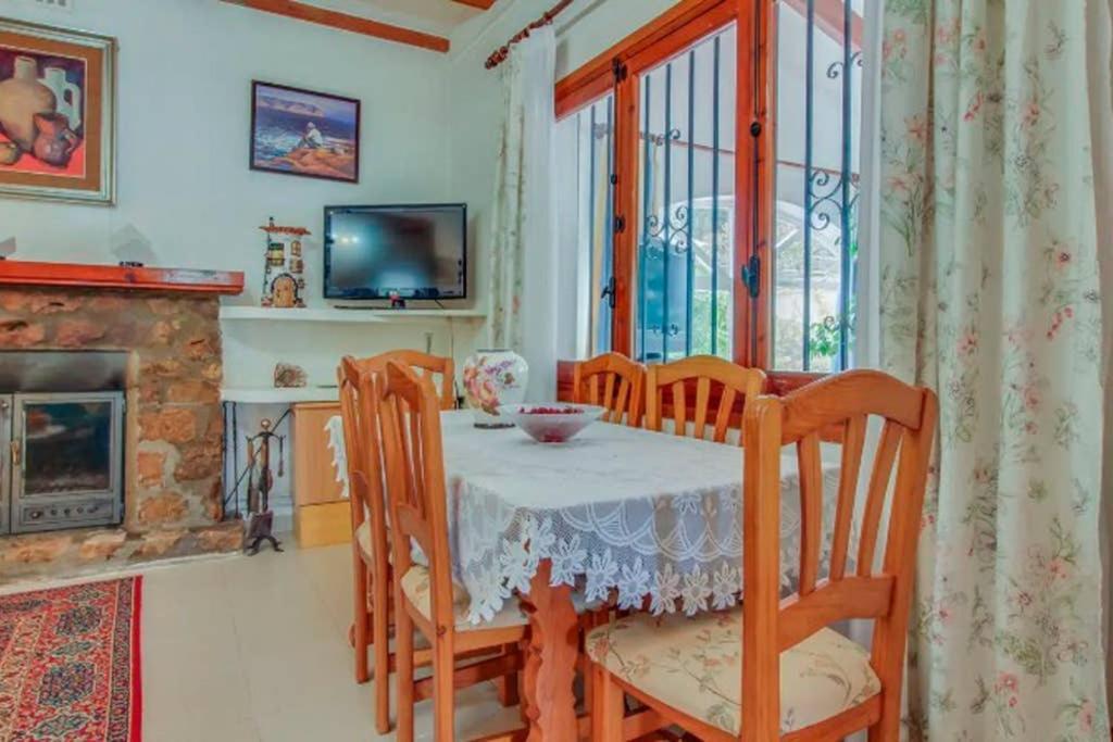 Villa Paradise Private Pool And Garden In A Natural Park For 9 Jávea エクステリア 写真